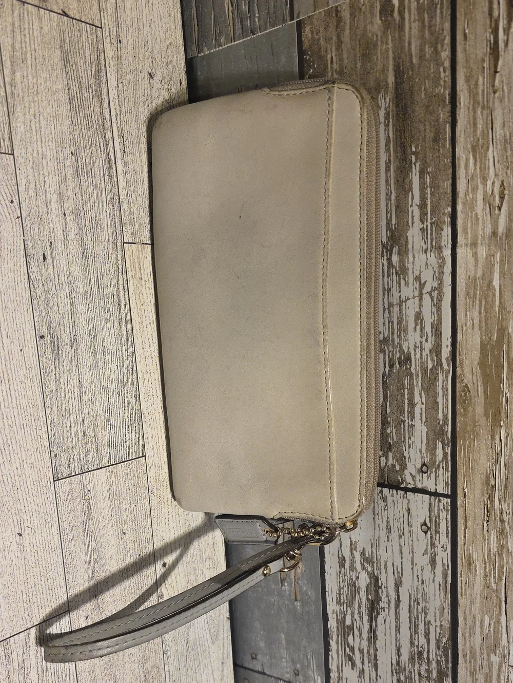 Coach classic wristlet